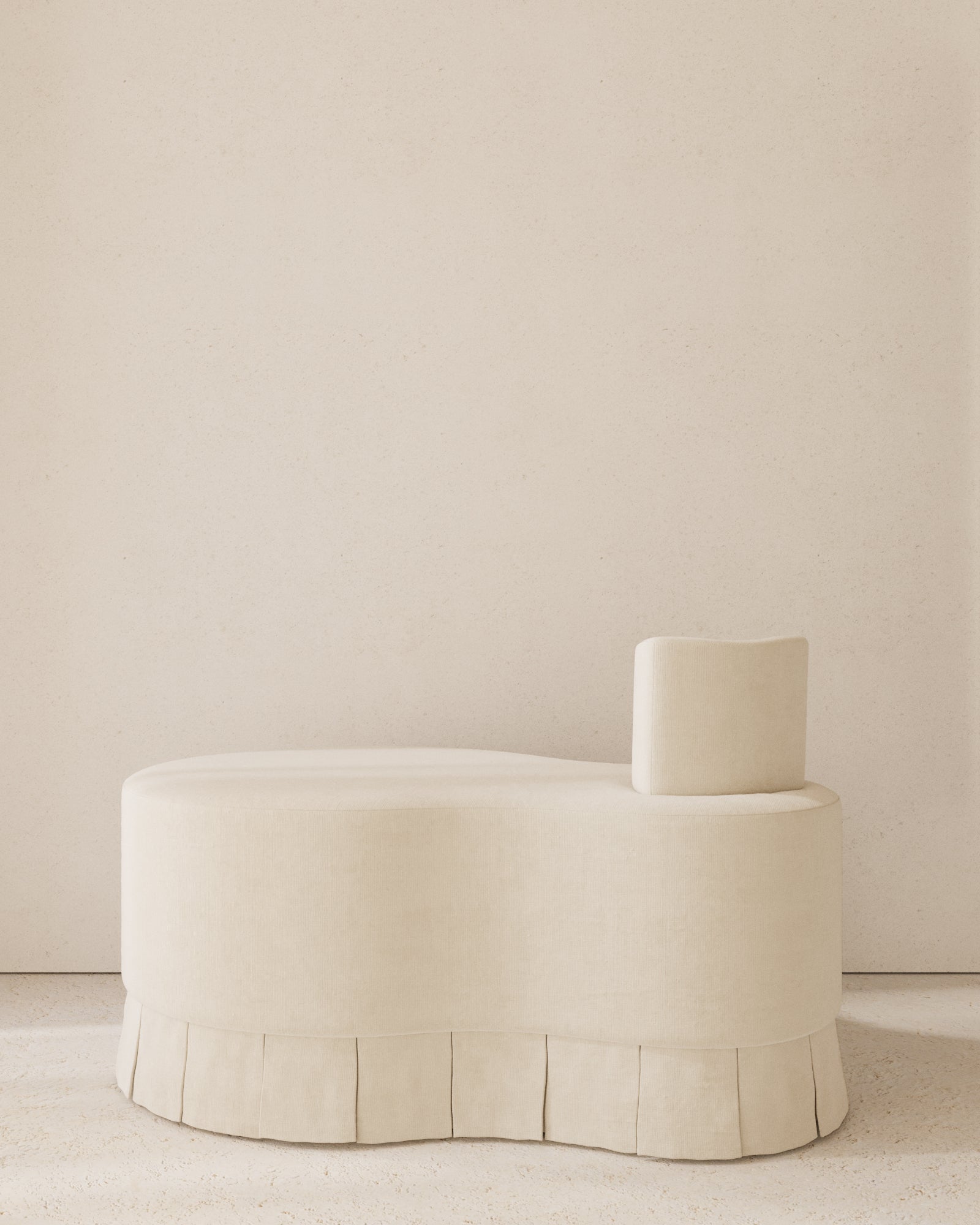 Vestita Skirted Bench