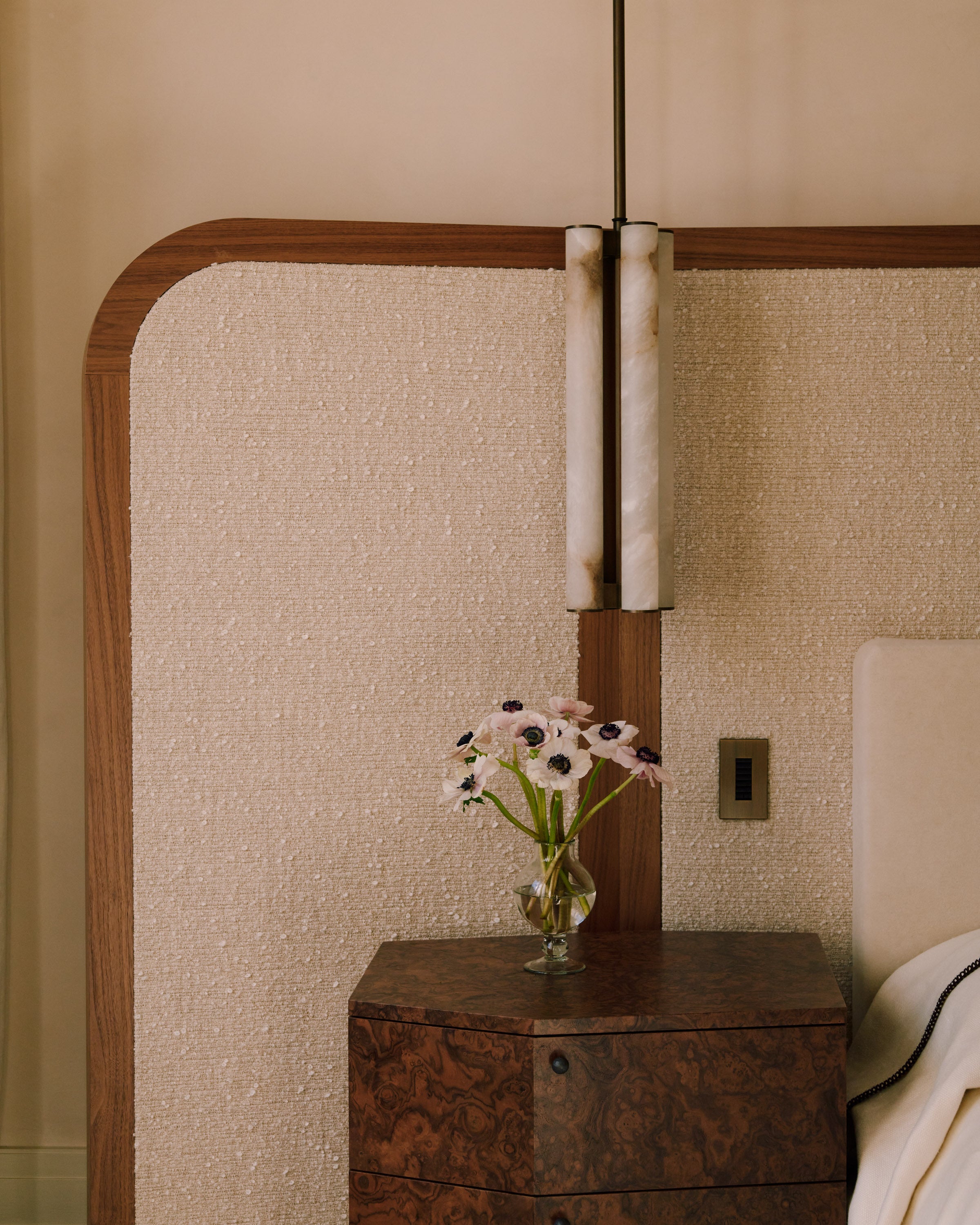 Tilt Bedside