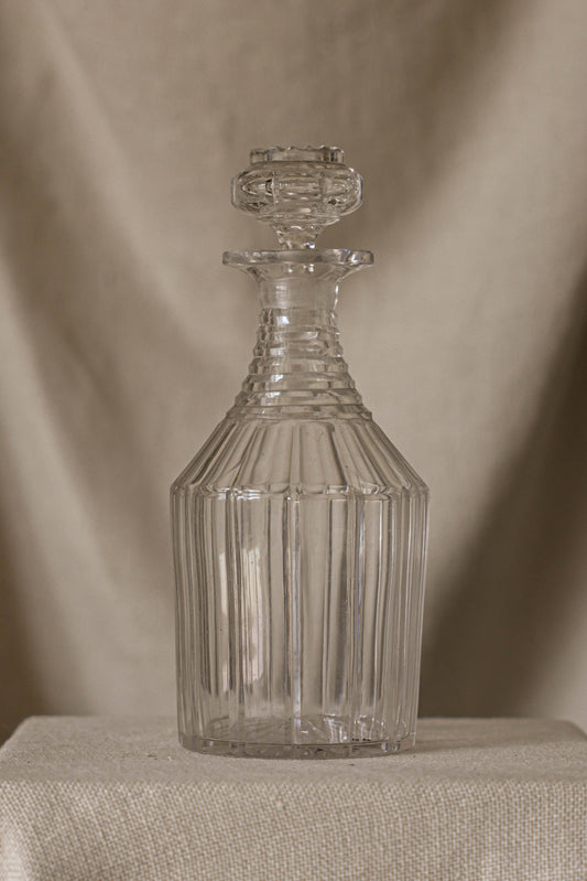 Crystal Glass Wine Decanter and Stopper