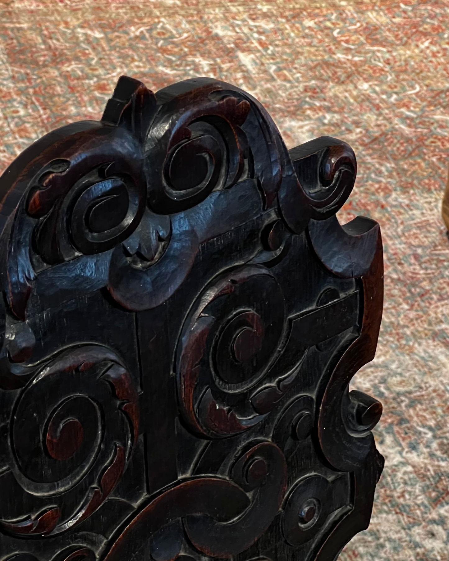 Renaissance-Revival Carved Hall Chair