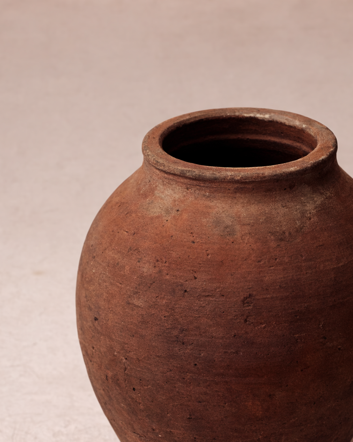 Weathered Hearth Pot